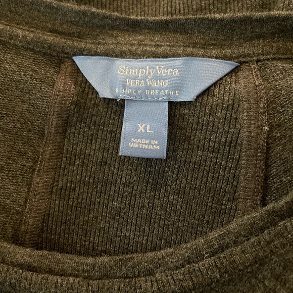 Women's Bundle Tops in Silver Shimmer Floral Pink and Gray - 4 items - Picture 9 of 9